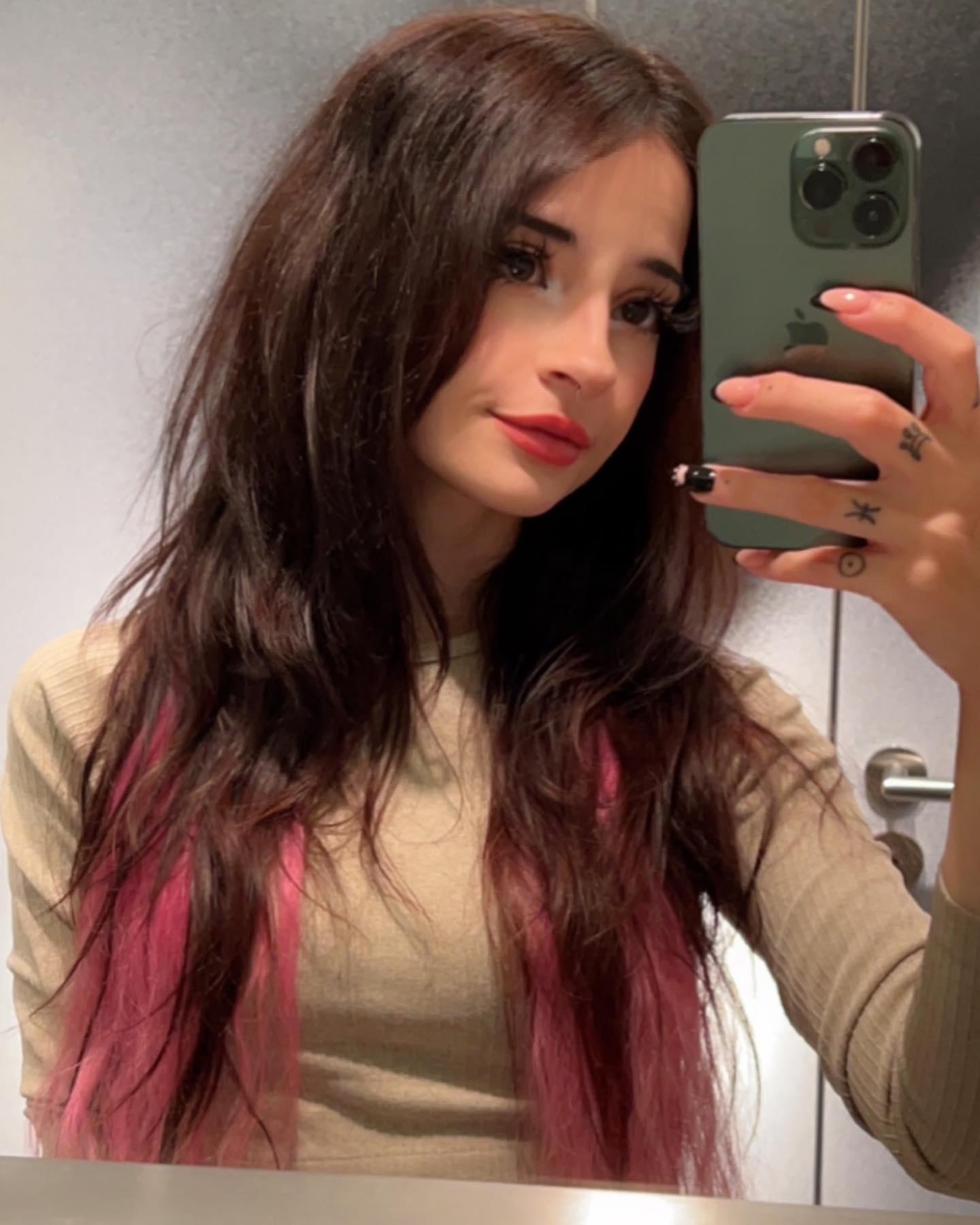 cata.leyah instagram image archive image