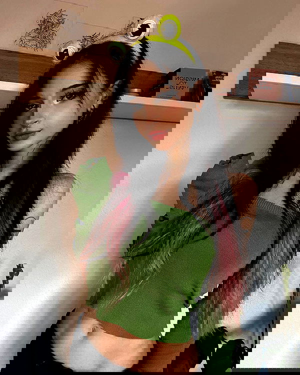 cata.leyah image ~ Altpins