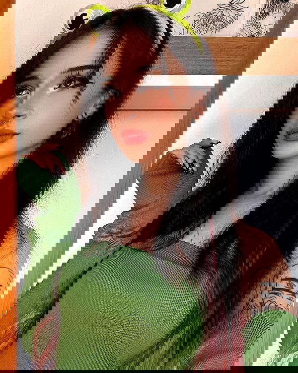 cata.leyah image ~ Altpins