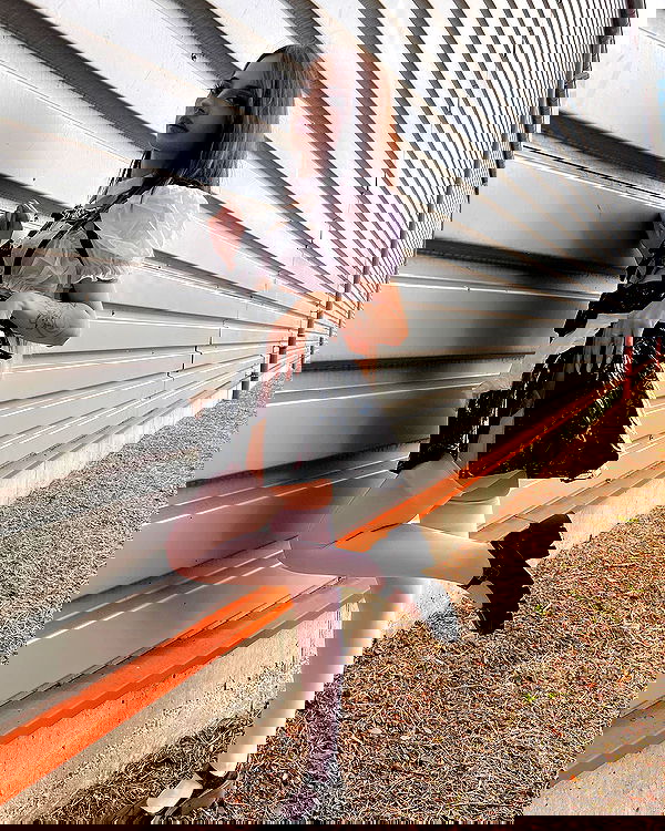 cata.leyah image ~ Altpins