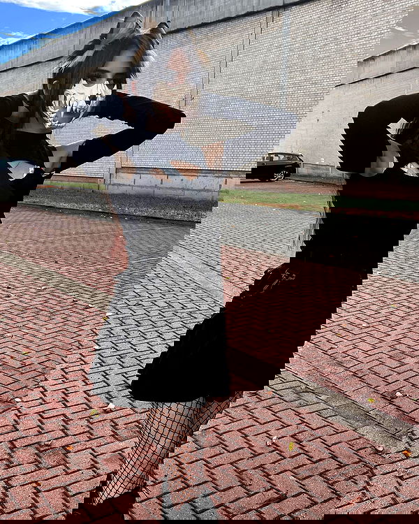 cata.leyah image ~ Altpins