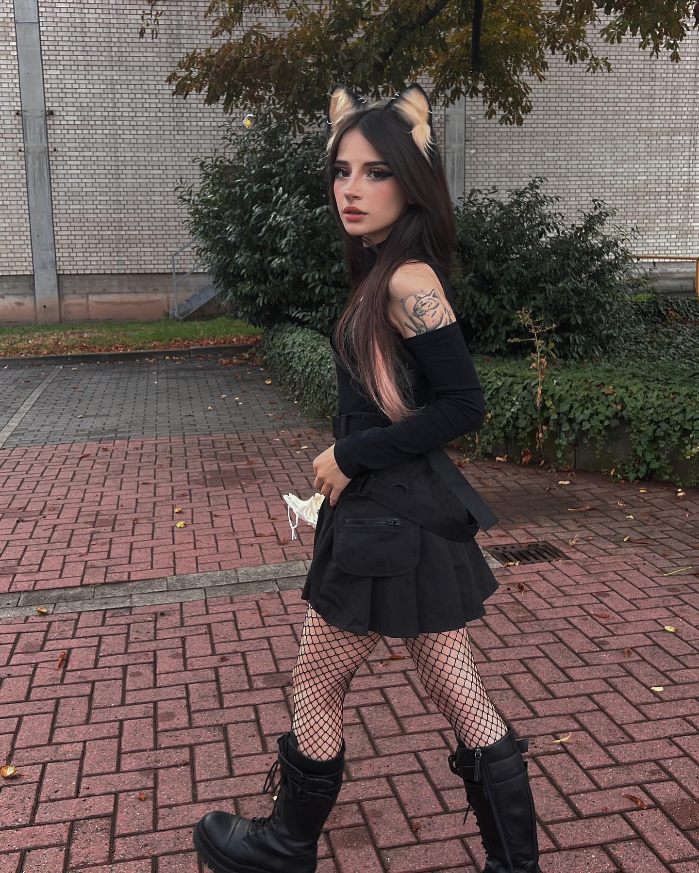 cata.leyah instagram image archive image