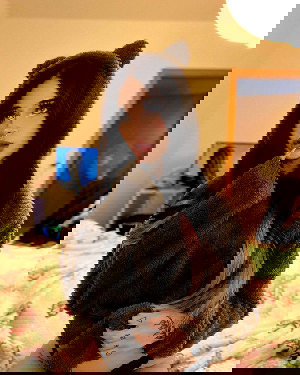 cata.leyah image ~ Altpins