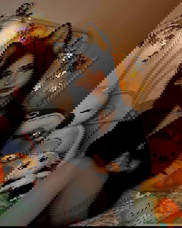 cata.leyah image ~ Altpins