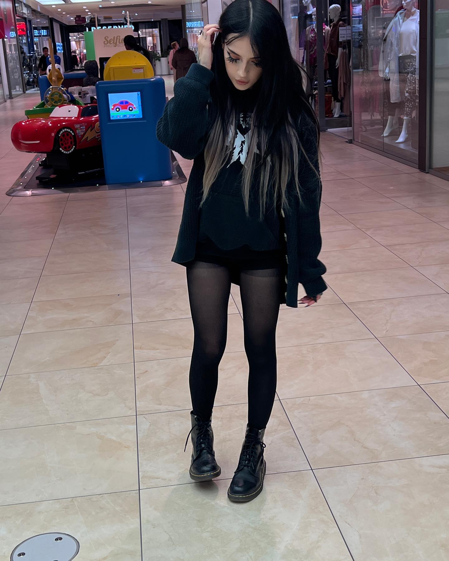 cata.leyah instagram image archive image