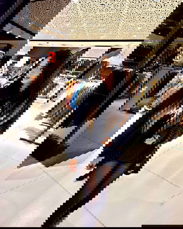 cata.leyah image ~ Altpins