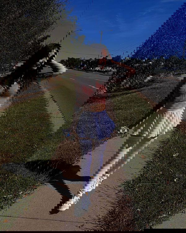 cata.leyah image ~ Altpins