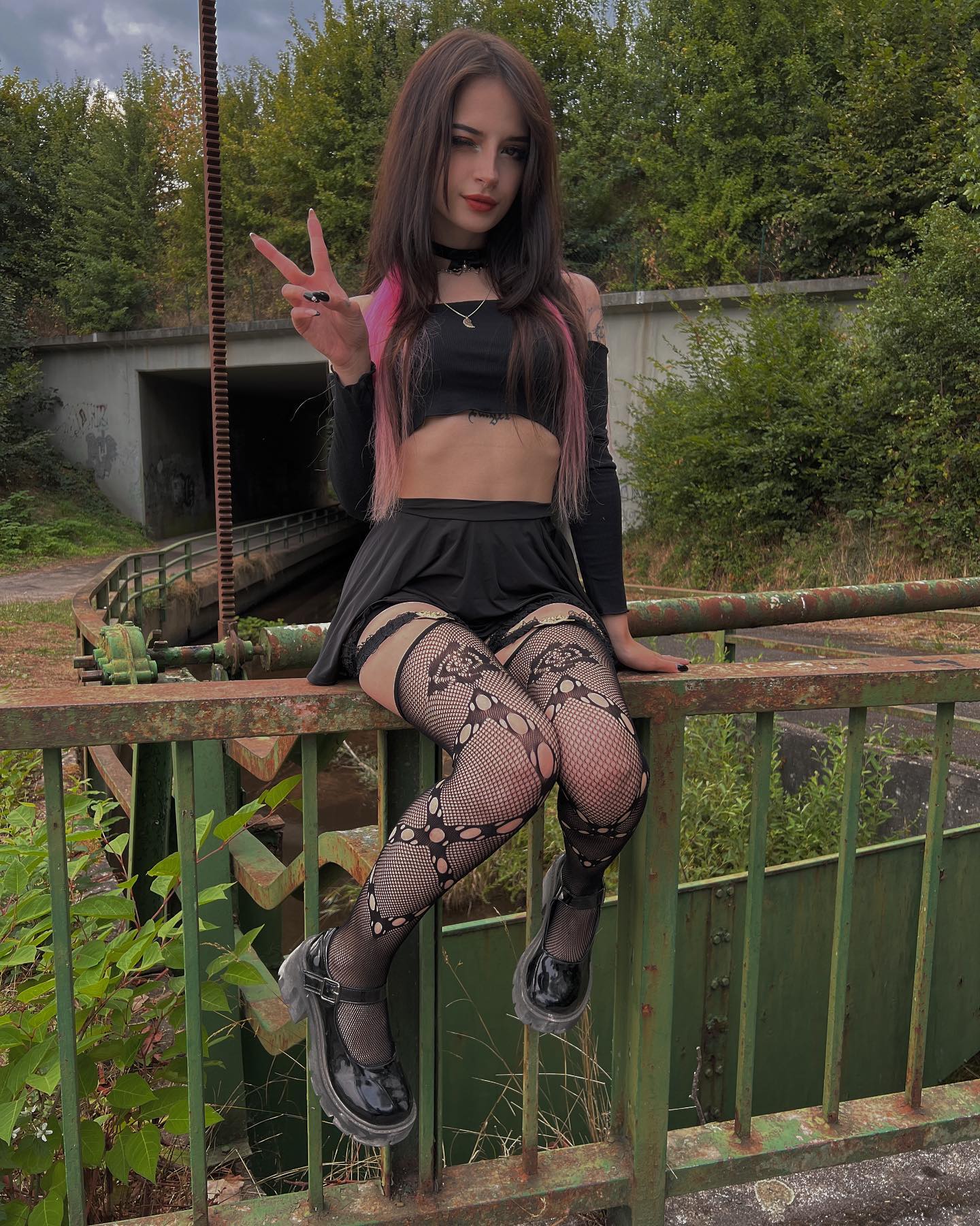 cata.leyah instagram image archive image