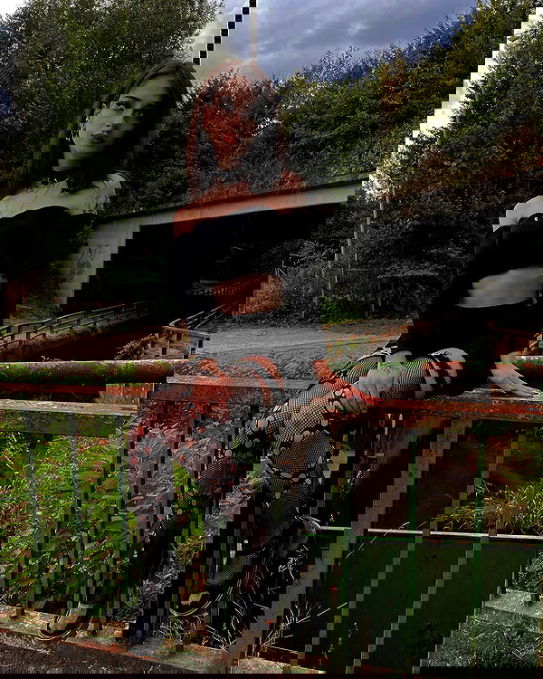 cata.leyah image ~ Altpins