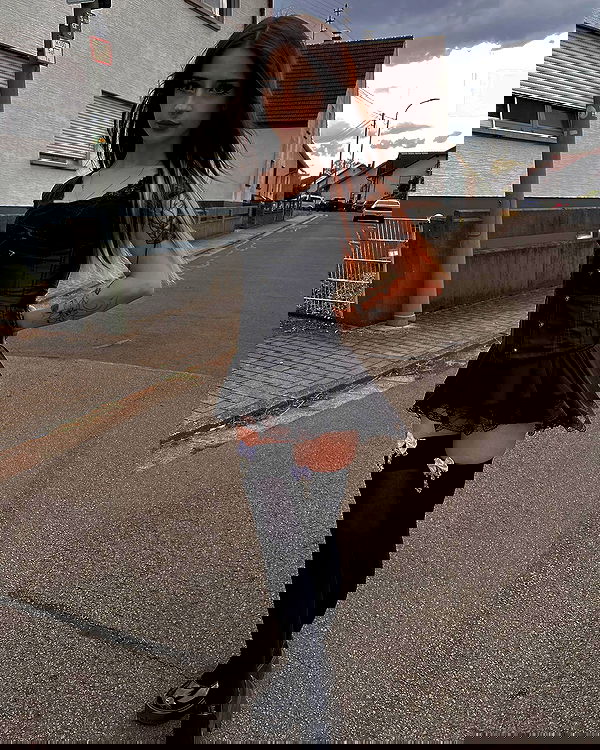 cata.leyah image ~ Altpins