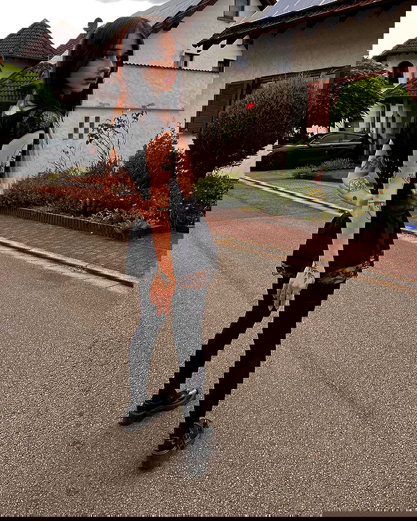 cata.leyah image ~ Altpins