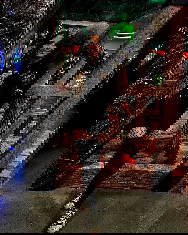 cata.leyah image ~ Altpins