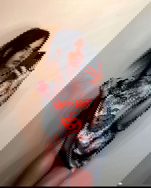 cata.leyah image ~ Altpins