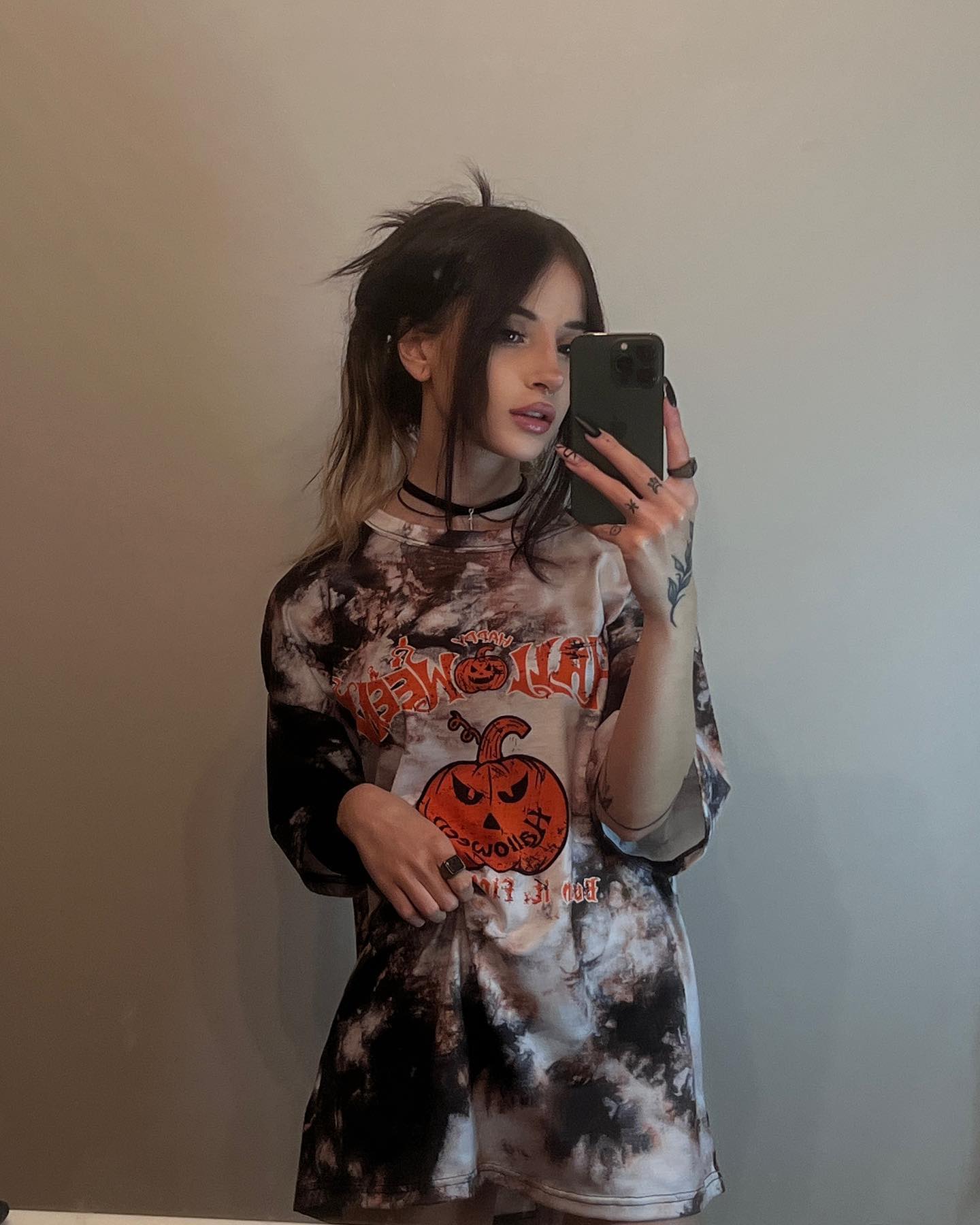 cata.leyah instagram image archive image