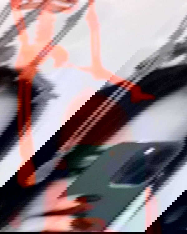 cata.leyah image ~ Altpins