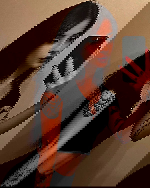 cata.leyah image ~ Altpins