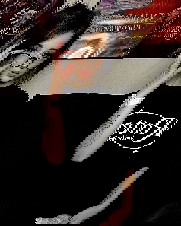 cata.leyah image ~ Altpins