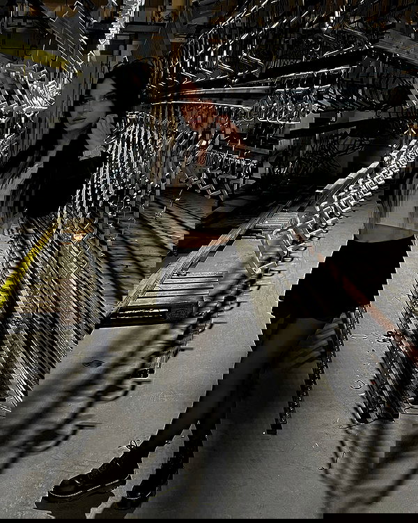 cata.leyah image ~ Altpins