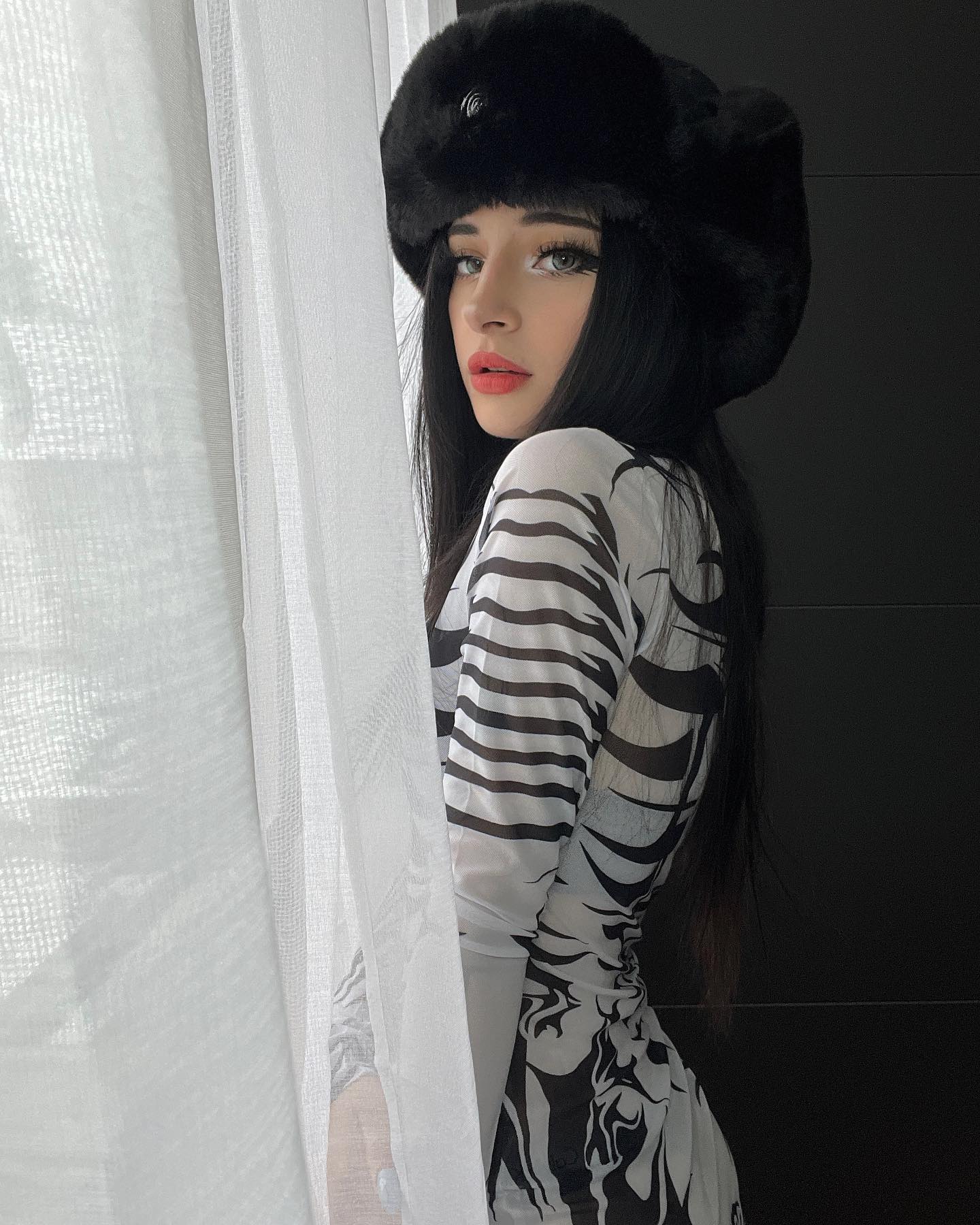 cata.leyah instagram image archive image