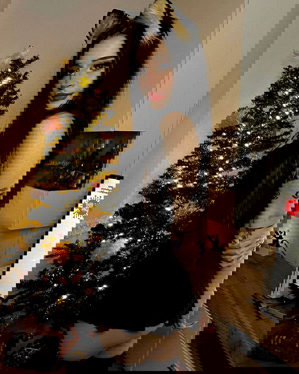 cata.leyah image ~ Altpins