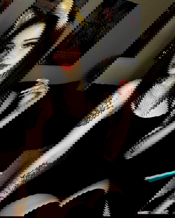 cata.leyah image ~ Altpins