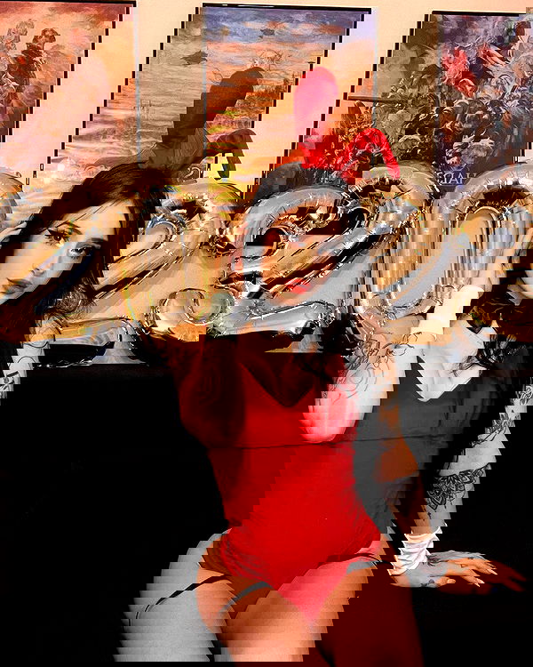 cata.leyah image ~ Altpins