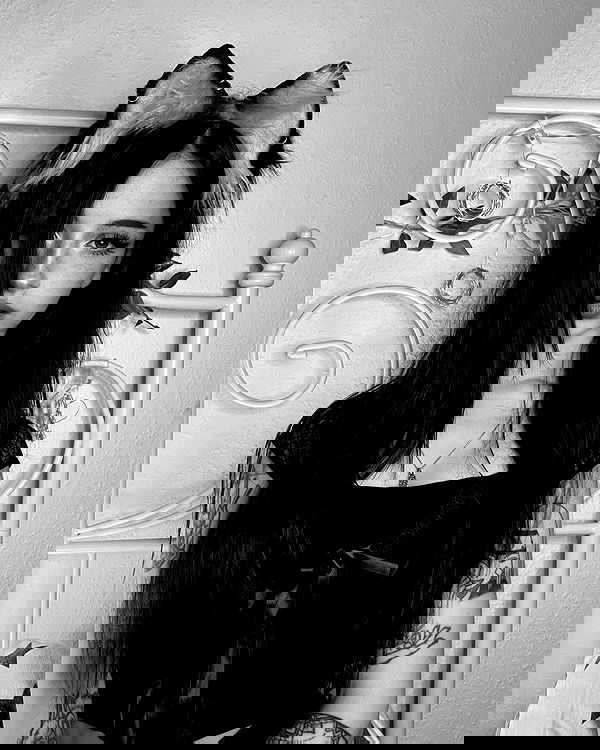 cata.leyah image ~ Altpins