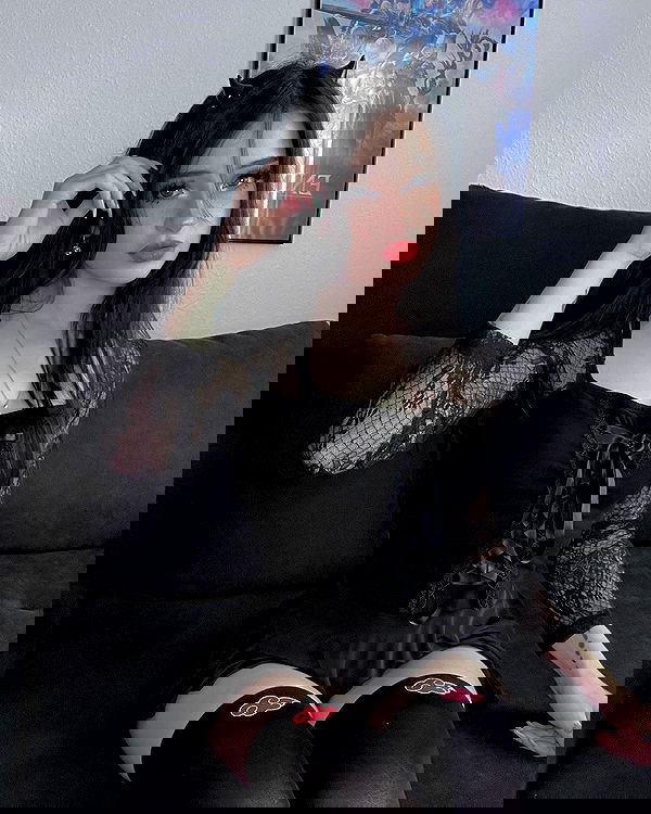 cata.leyah image ~ Altpins