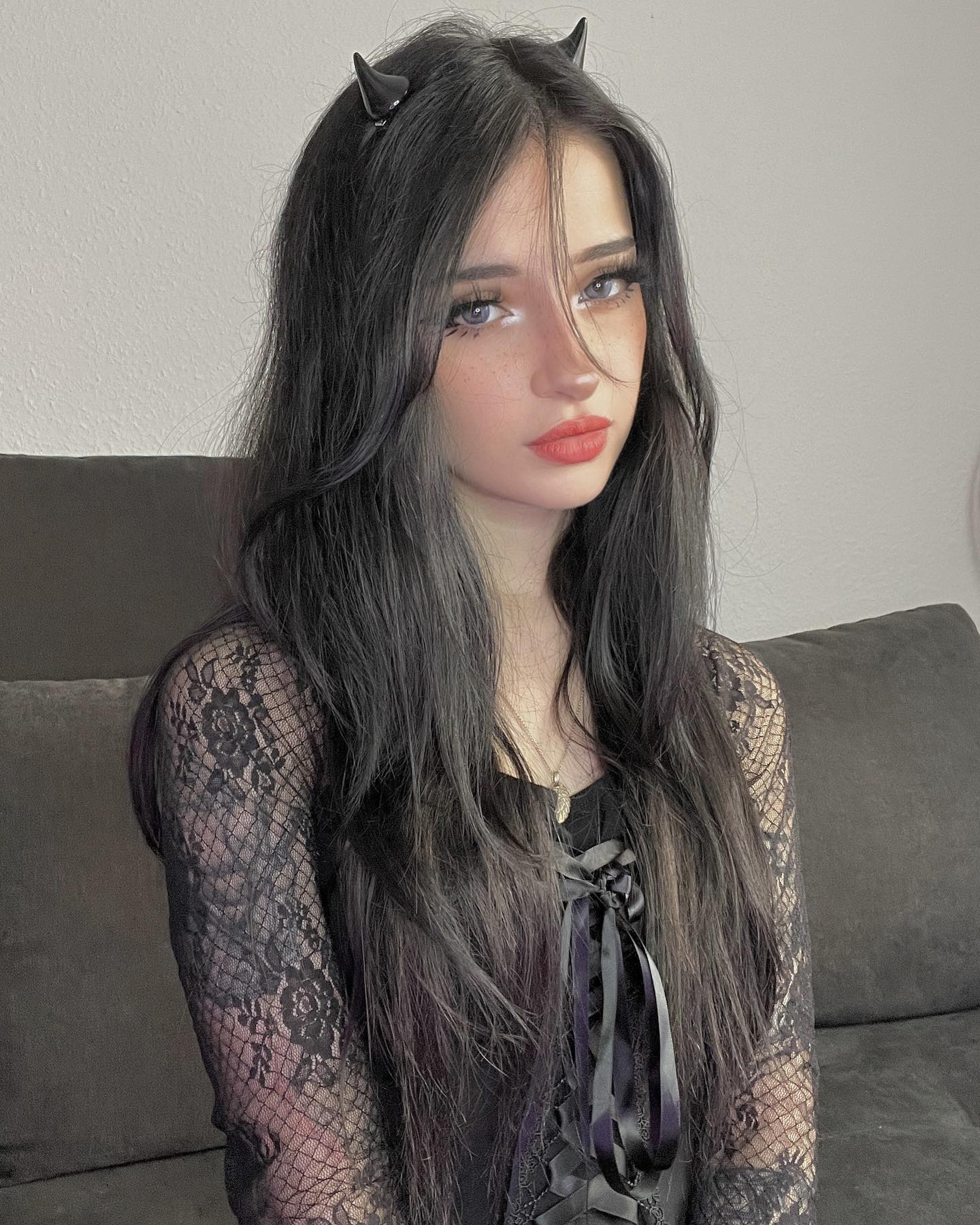 cata.leyah instagram image archive image