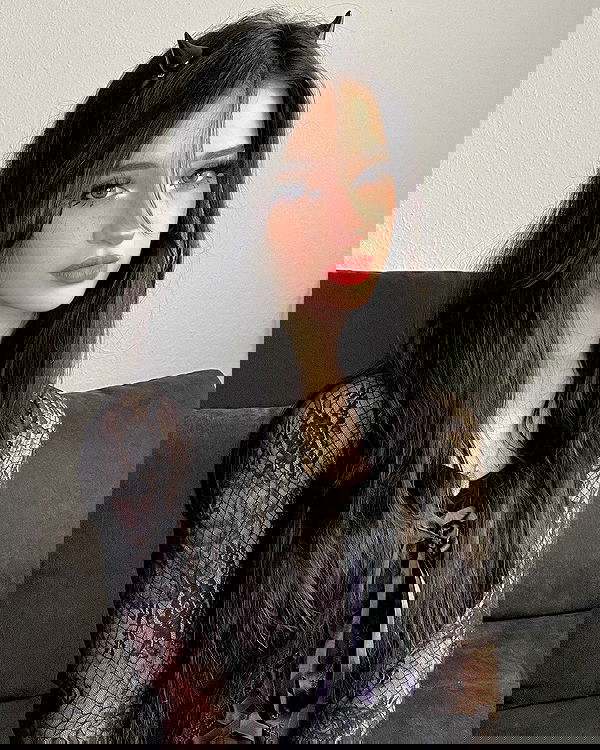 cata.leyah image ~ Altpins