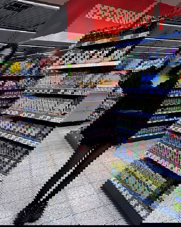 cata.leyah image ~ Altpins