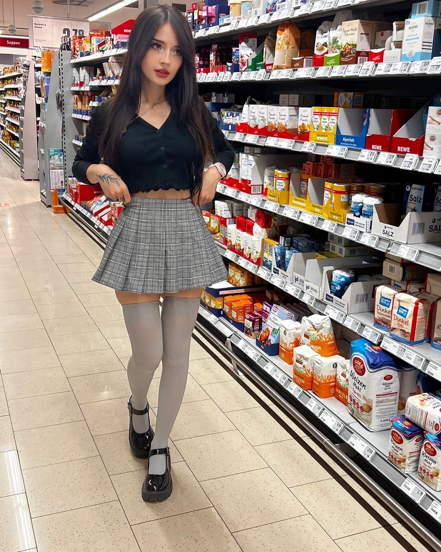 cata.leyah instagram image archive image