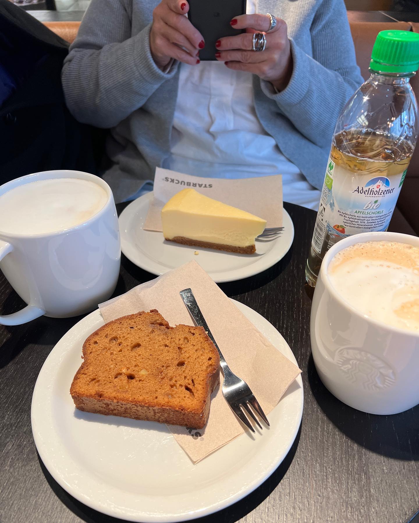 cata.leyah instagram image archive image