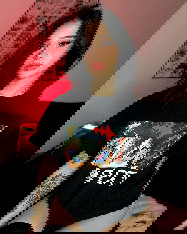 cata.leyah image ~ Altpins