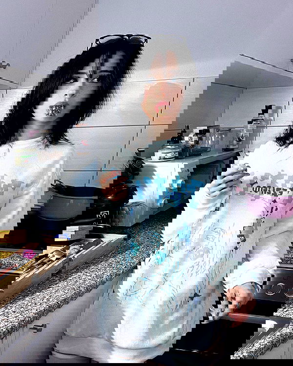 cata.leyah image ~ Altpins