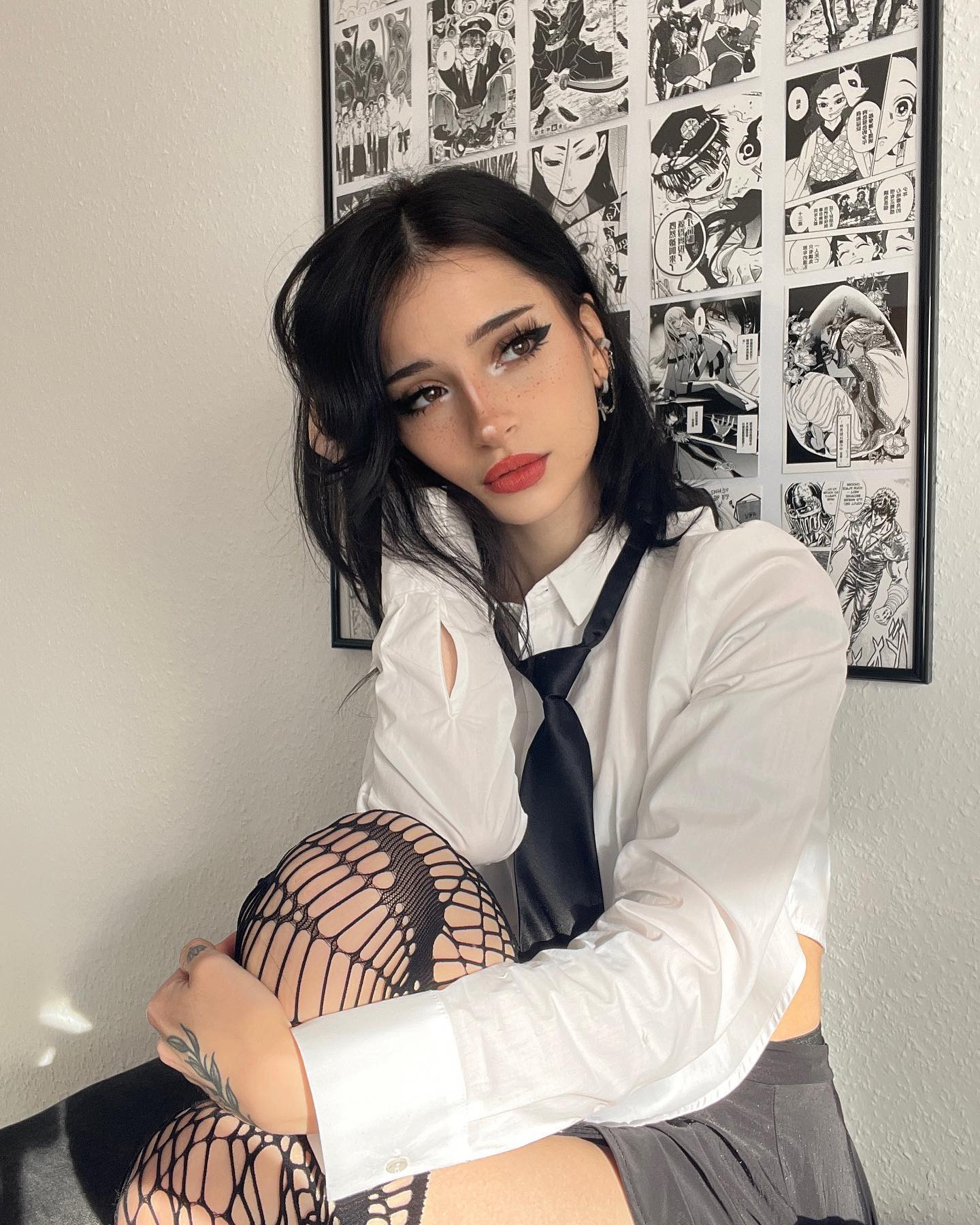 cata.leyah instagram image archive image