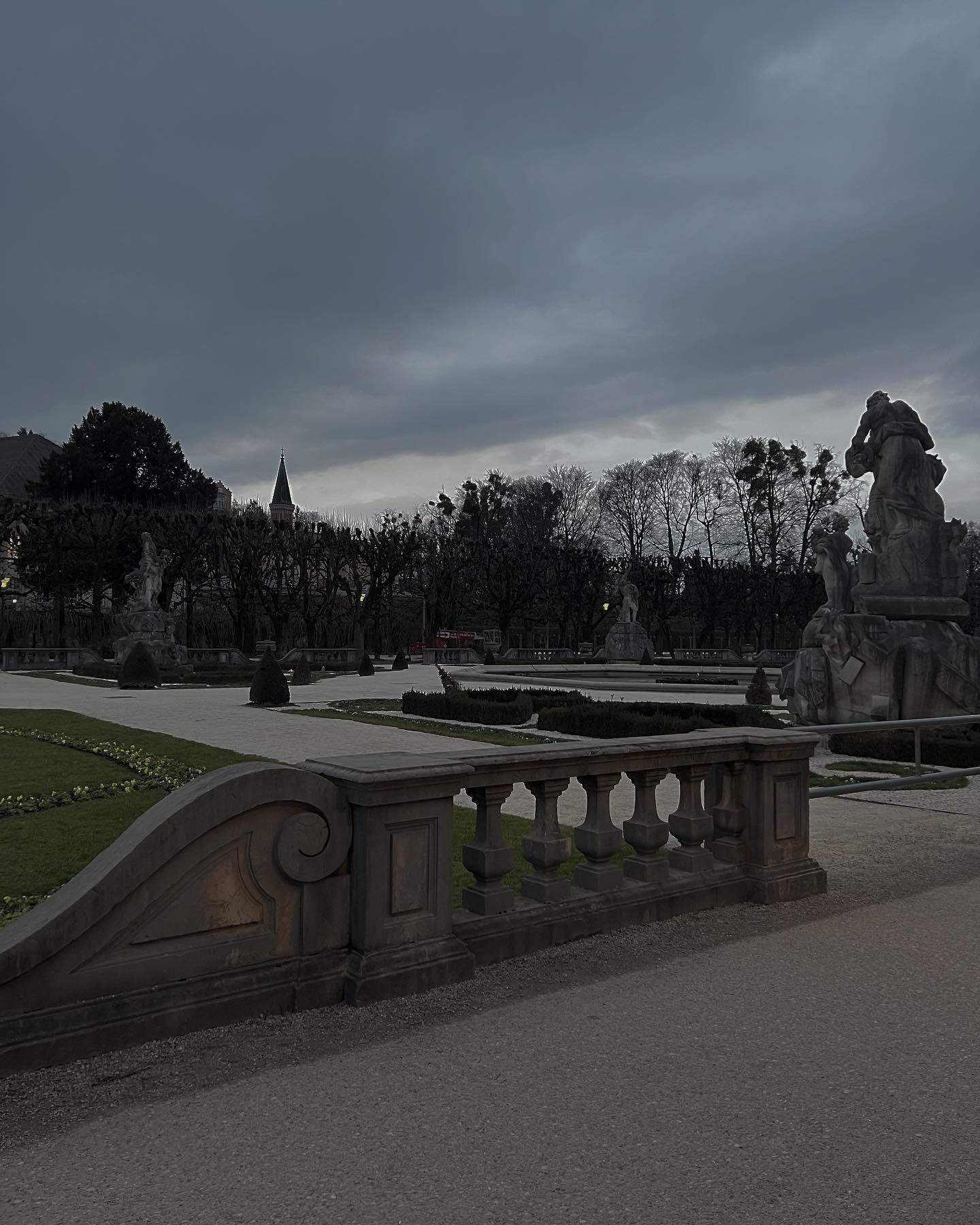 cata.leyah instagram image archive image