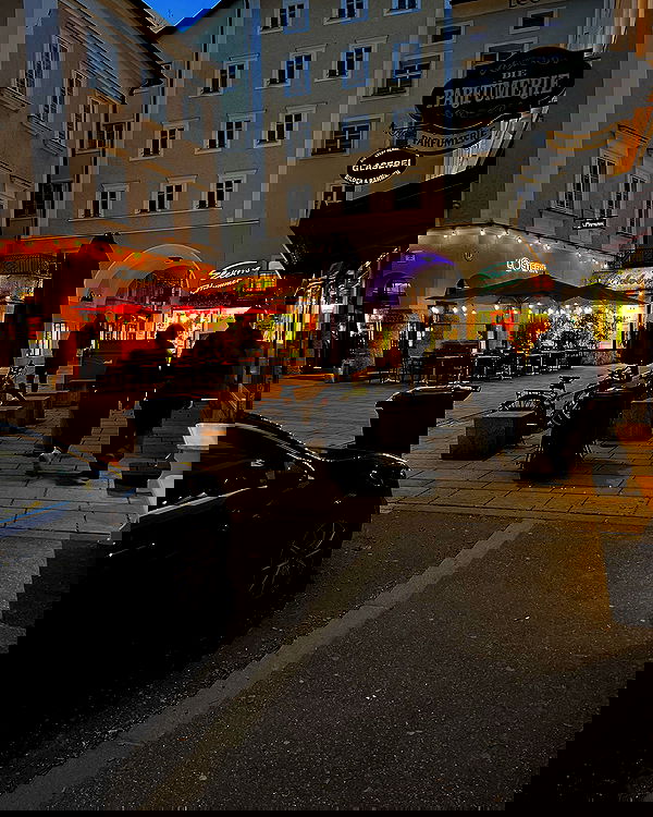 cata.leyah image ~ Altpins