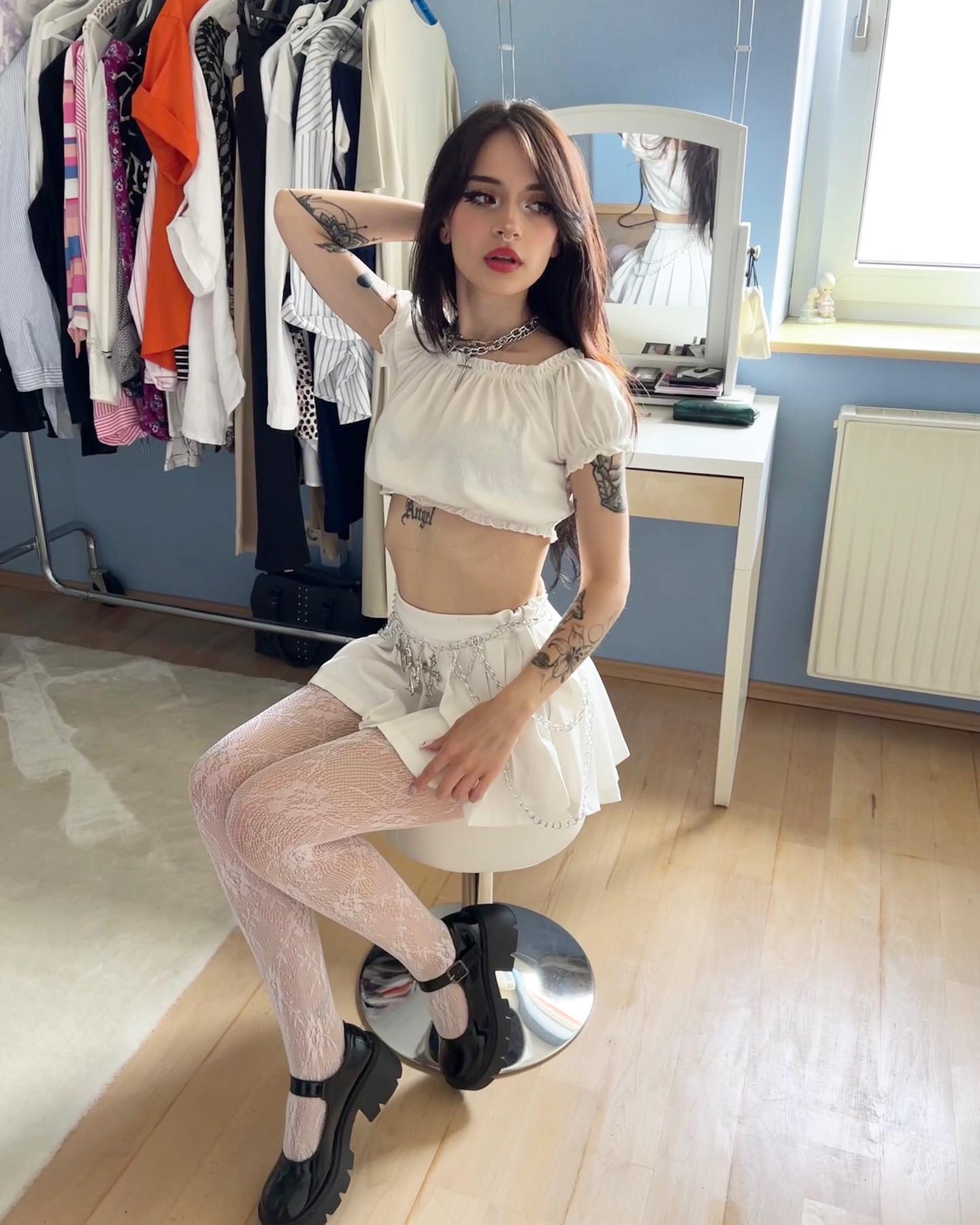 cata.leyah instagram image archive image