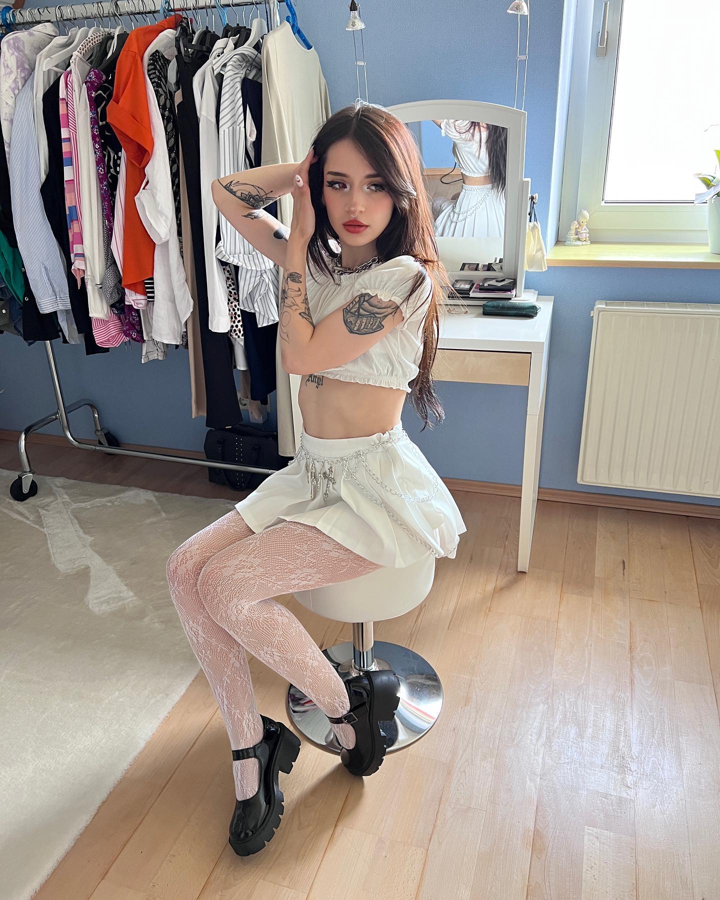 cata.leyah instagram image archive image