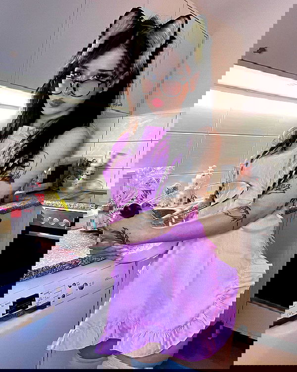 cata.leyah image ~ Altpins