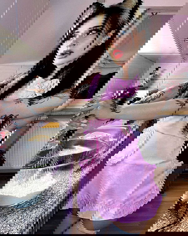 cata.leyah image ~ Altpins