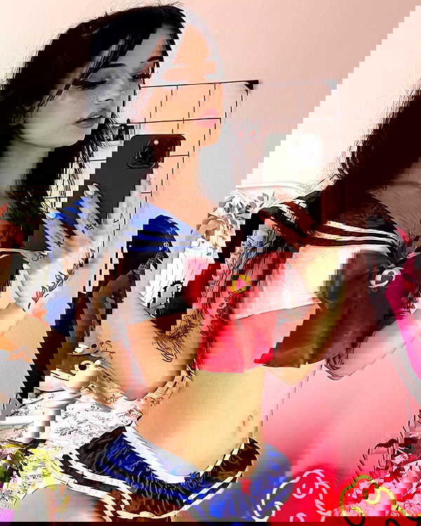 cata.leyah image ~ Altpins