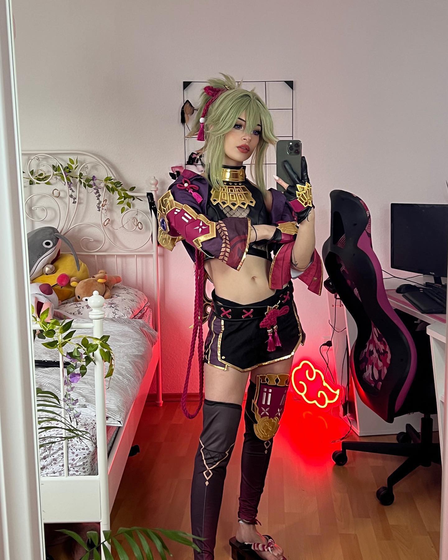 cata.leyah instagram image archive image