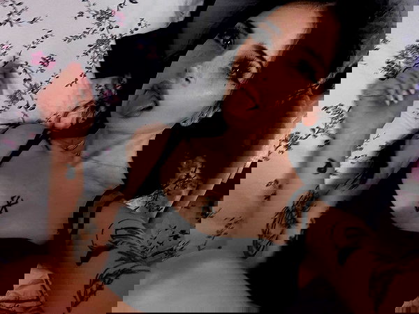 cata.leyah image ~ Altpins