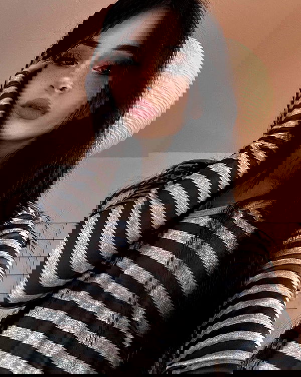 cata.leyah image ~ Altpins