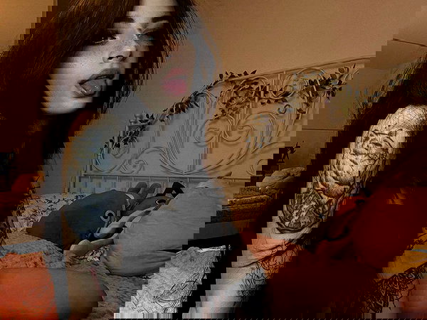 cata.leyah image ~ Altpins