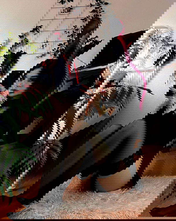 cata.leyah image ~ Altpins