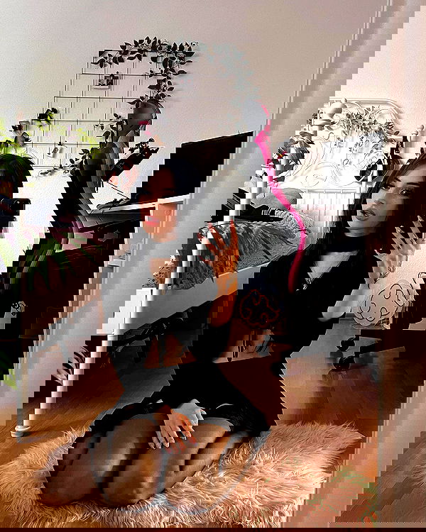 cata.leyah image ~ Altpins