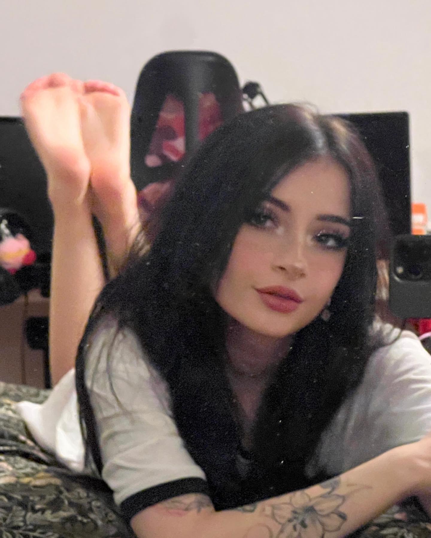 cata.leyah instagram image archive image